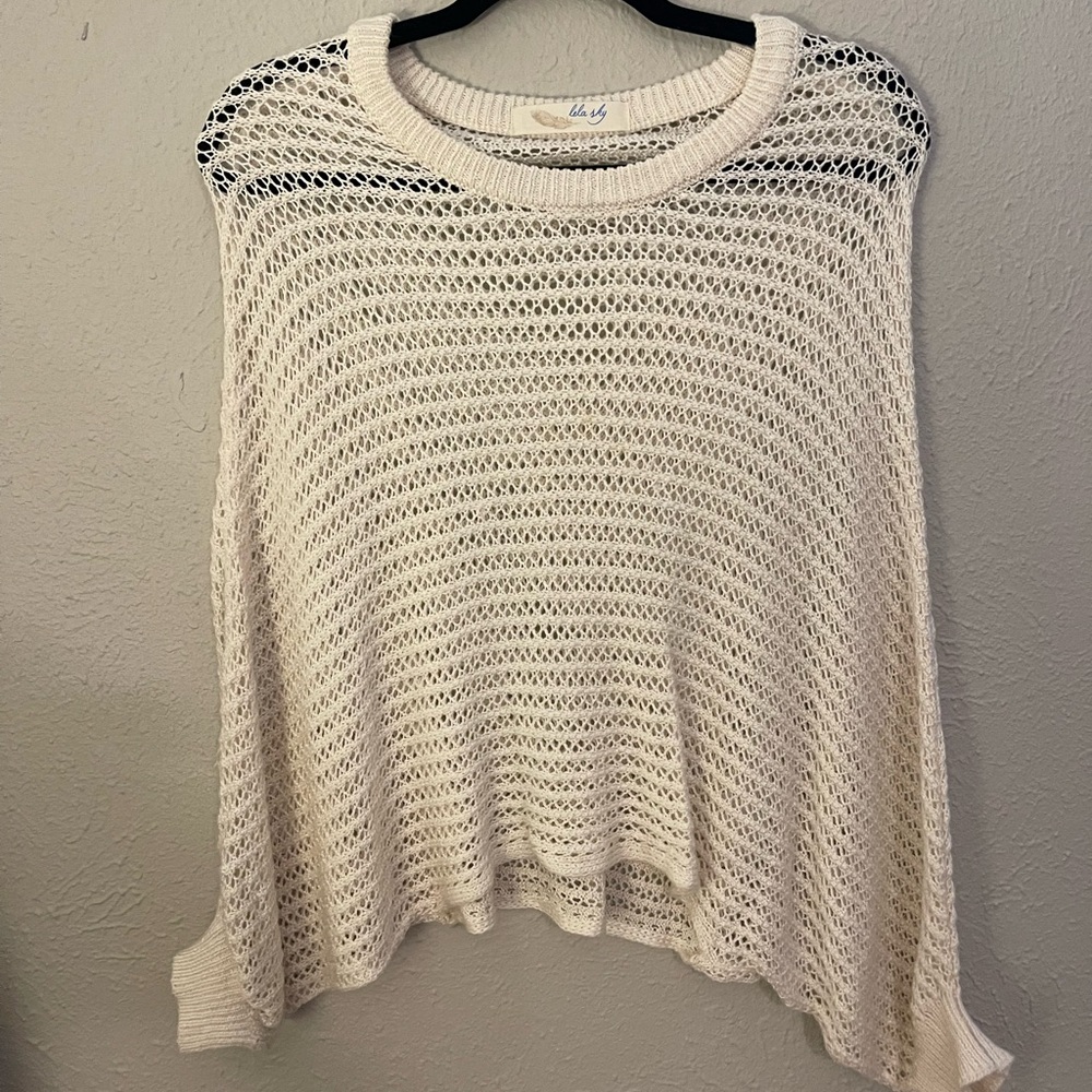 Women's Cream Sweater/Shawl